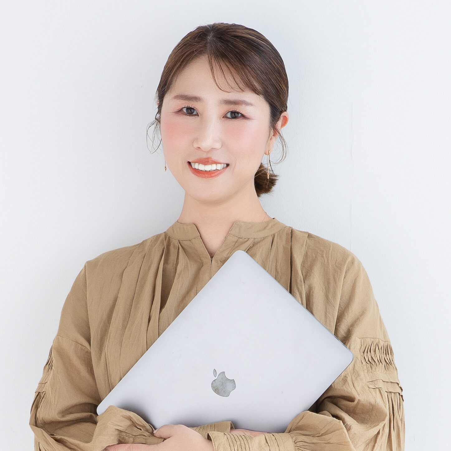 山本 真由美